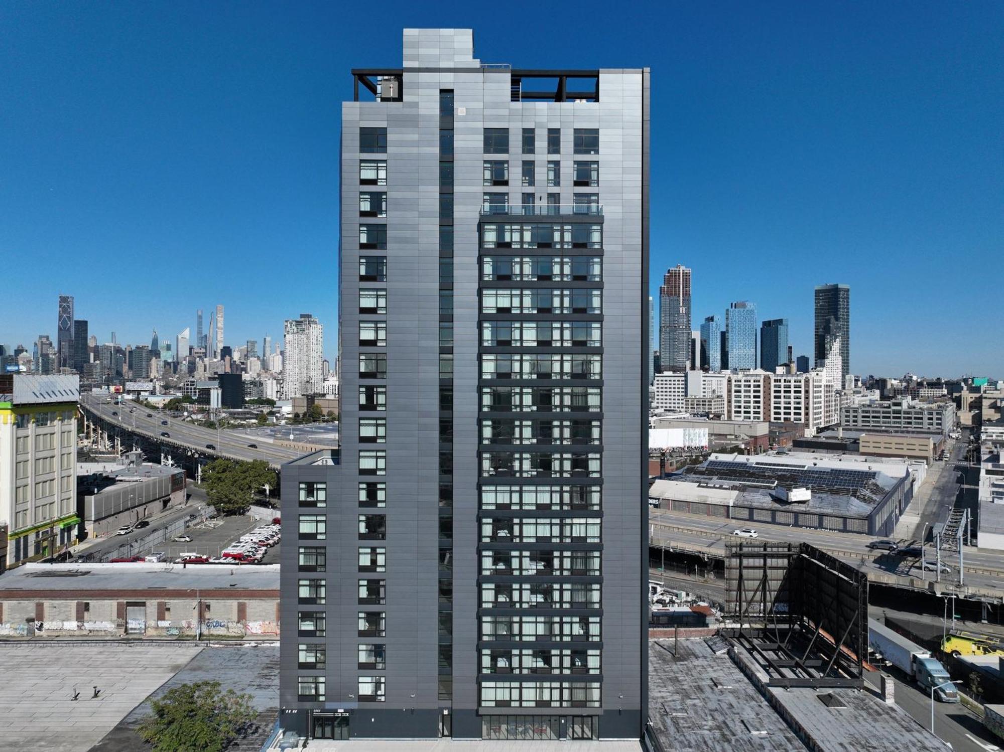 Holiday Inn Express Long Island City E - New York By Ihg Exteriör bild
