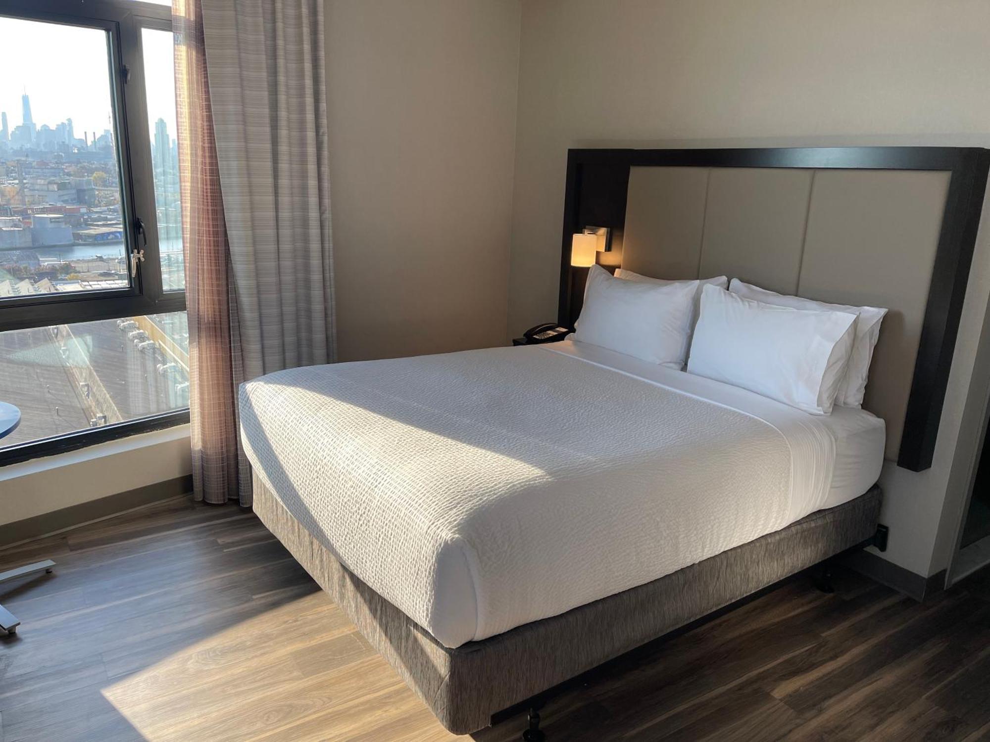 Holiday Inn Express Long Island City E - New York By Ihg Exteriör bild